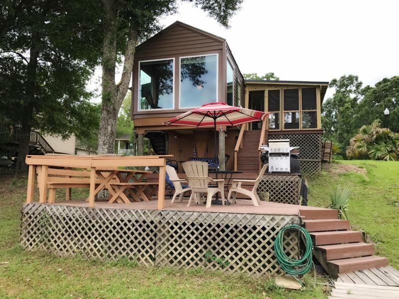 Cozy Cabin On The Bayou Maurepas エクステリア 写真